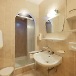 Hotel Steuxner